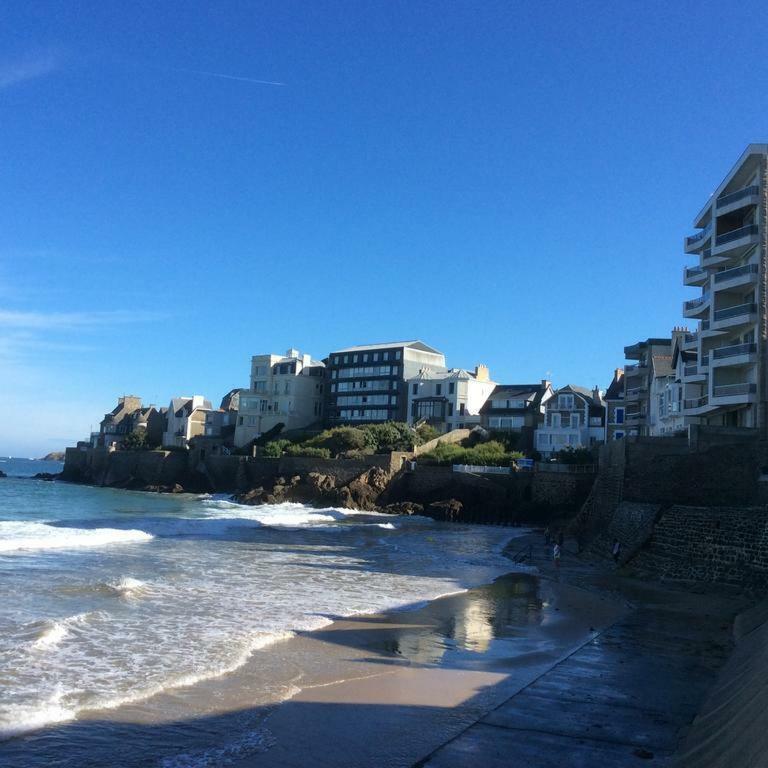 Appartement Les Pieds Dans L'Eau - Residence Sur La Plage Saint-Malo Eksteriør bilde