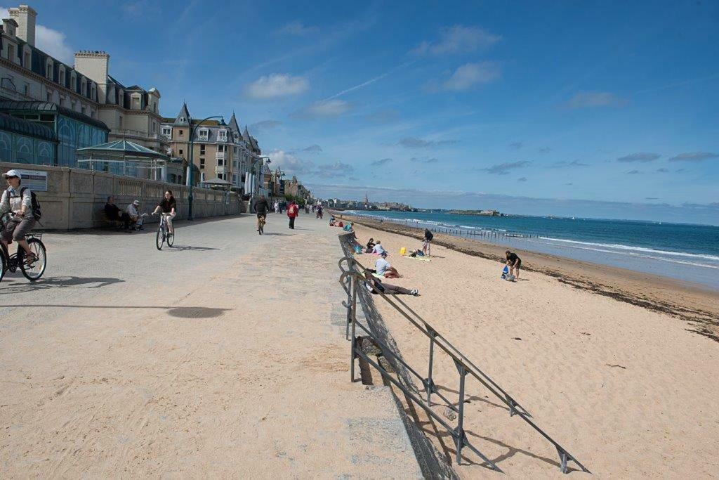 Appartement Les Pieds Dans L'Eau - Residence Sur La Plage Saint-Malo Eksteriør bilde